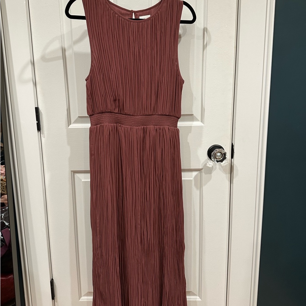 Aritzia Pleated Maxi Dress in Dusty Mauve